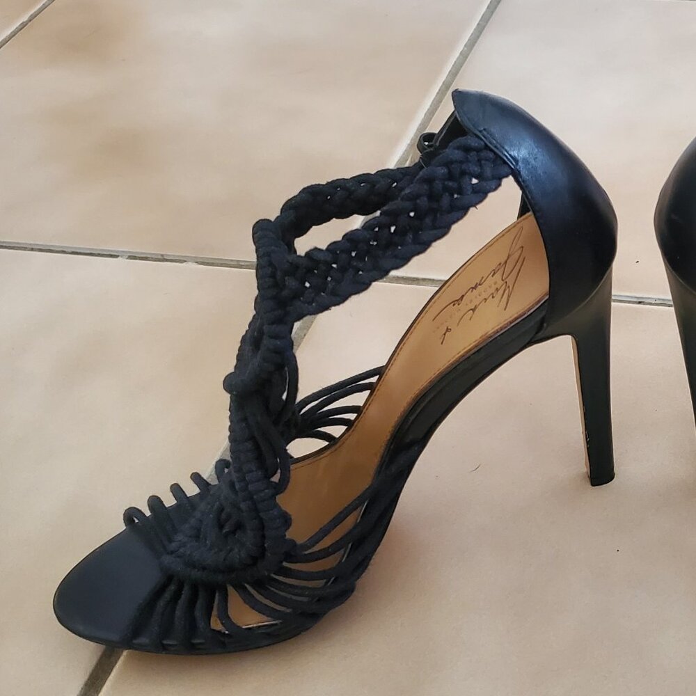 NWOT Badgley Mischka Strappy Heels – Size 9.5 - Picture 3 of 16